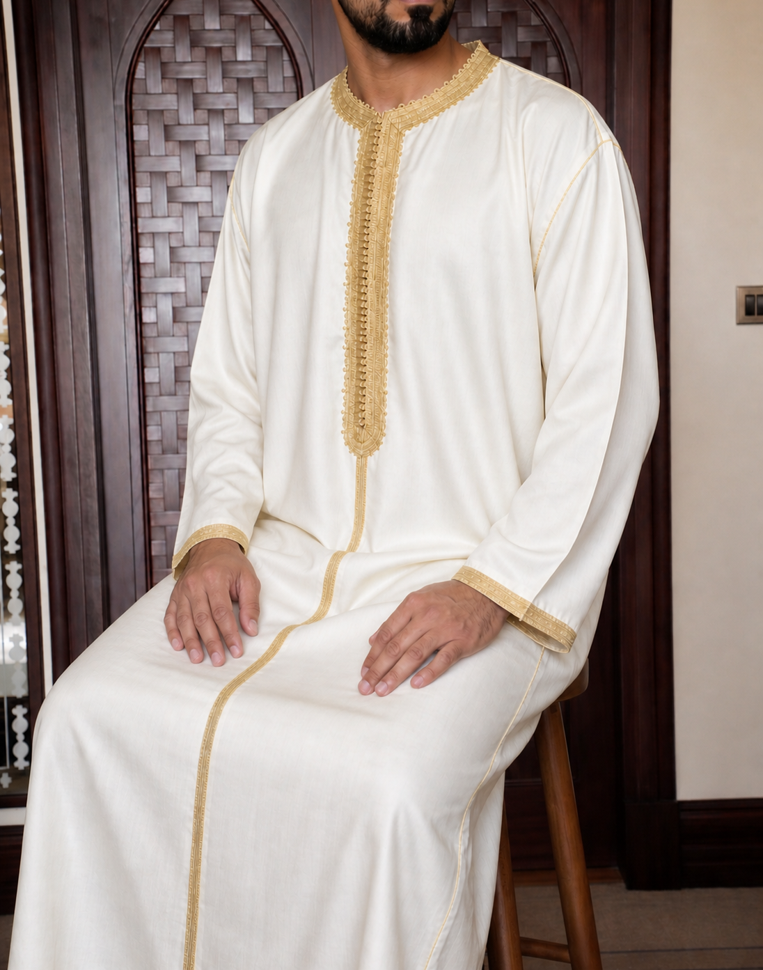 Moroccan White & Gold Embroidered Thobe – Luxury Eid Kamees