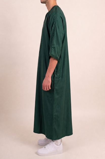 Moroccan Dark Green Embroidered Thobe – Luxury Short Sleeve Thobe
